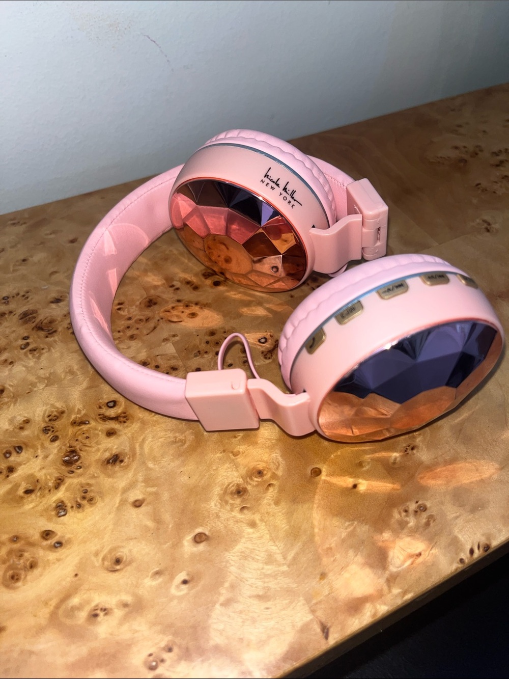 Nicole Miller Pink Over-Ear Bluetooth wirelesss Headphones with Controls